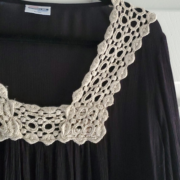Boutique Black Top with Ivory Embellish - Picture 1 of 6